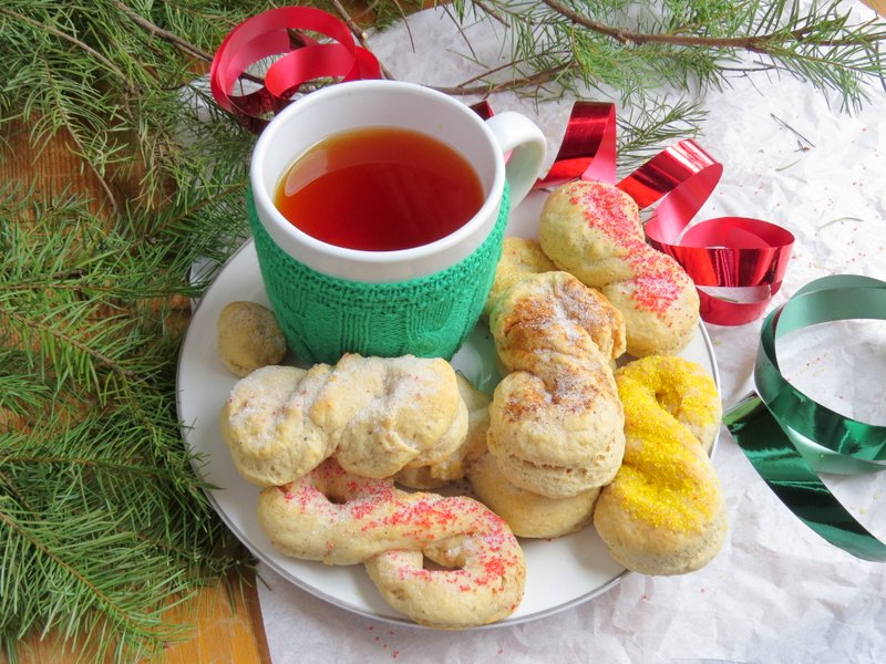 Christmas Breakfast Bows