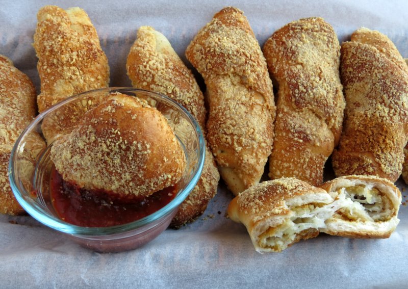 Cheesestick Breadsticks